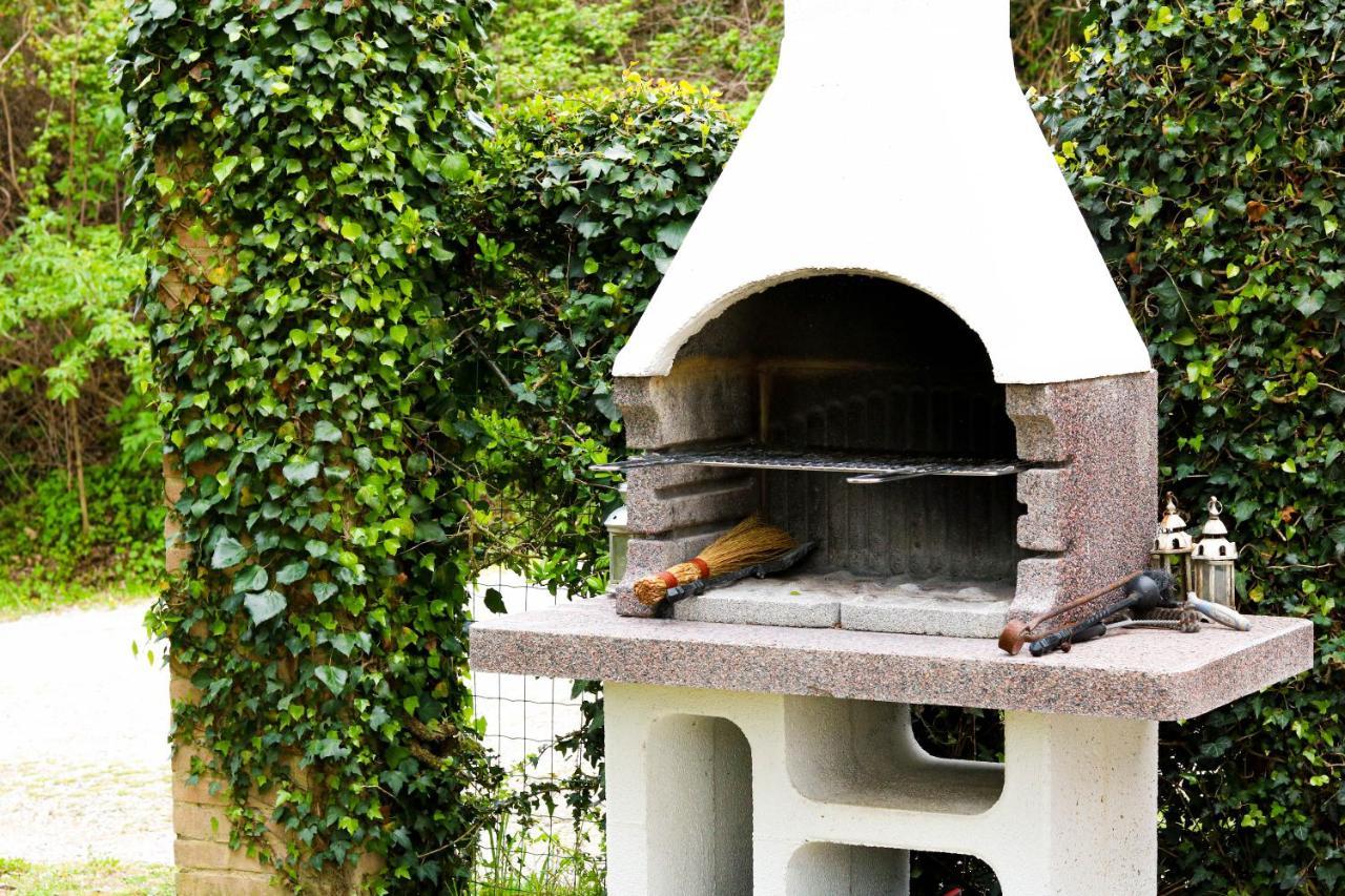 Casale Val D' Orcia- Relax E Lusso In Piscina Villa Torrita di Siena Exterior foto